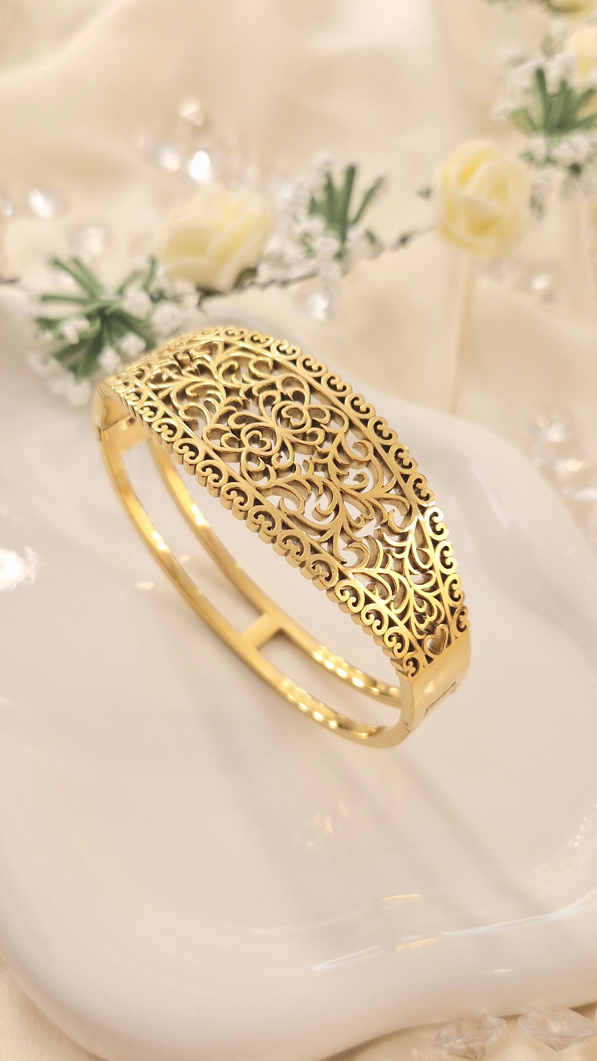 Jonc Dentelle Antique