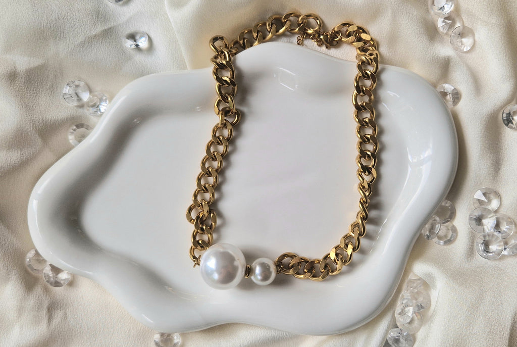 Ras-de-Cou Élégance Dorée