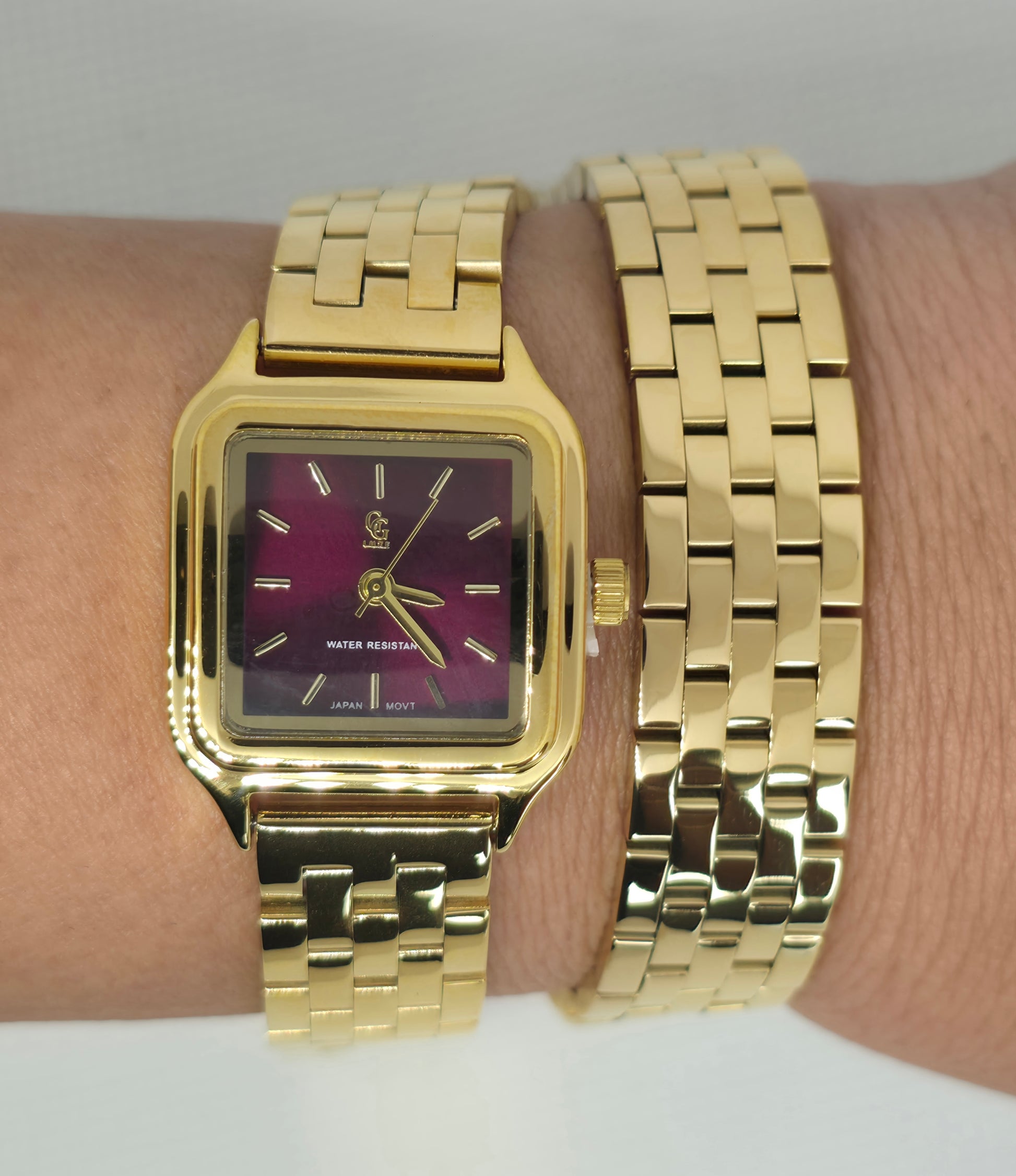 Montre Carré Bordeaux – Or