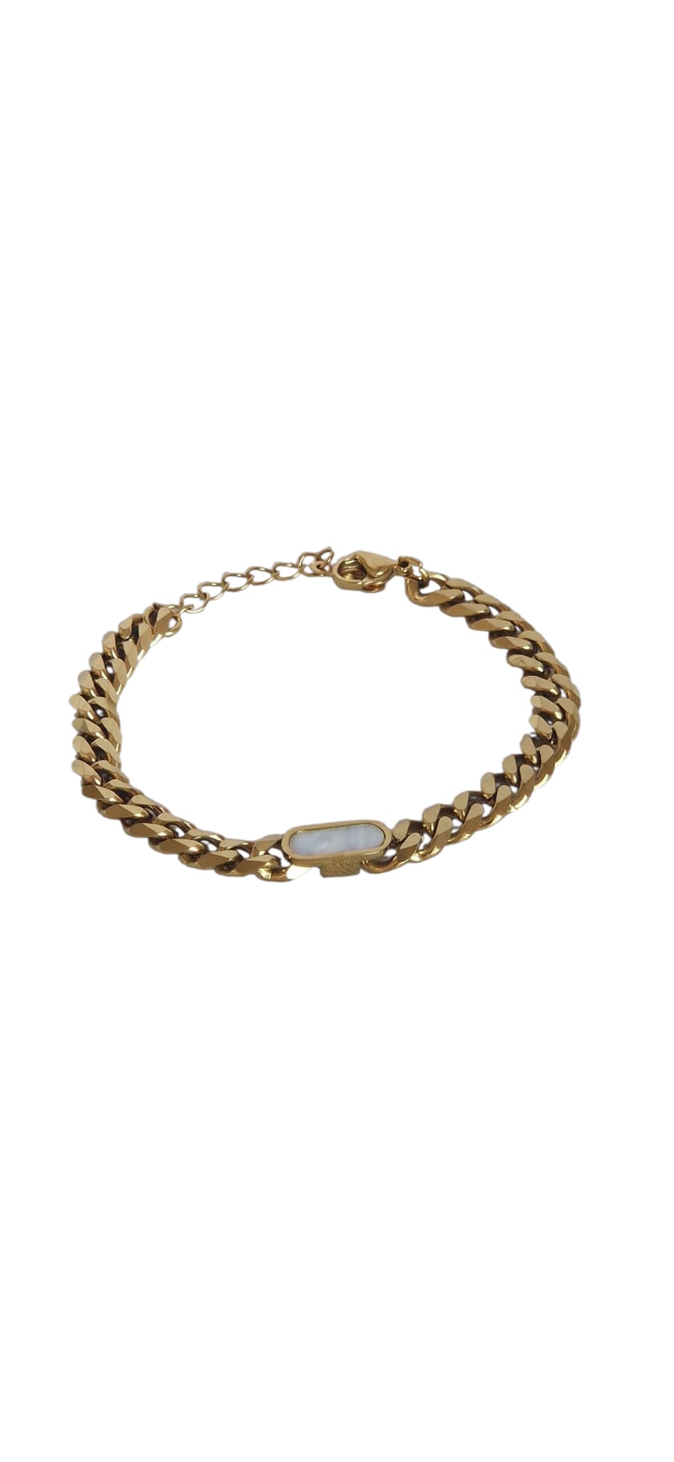 Bracelet Nacréa – Douceur nacrée & lumière dorée