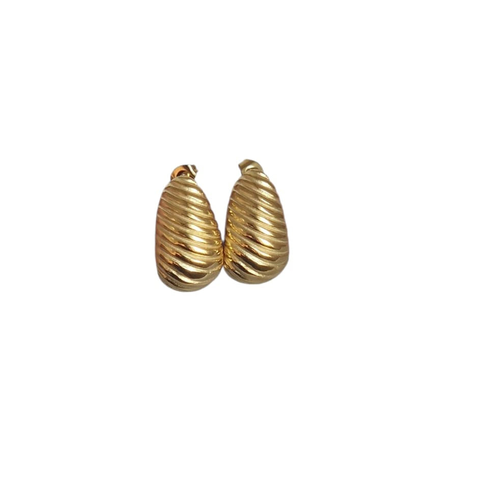 Boucles d’Oreilles Maya – Coquilles Sculptées
