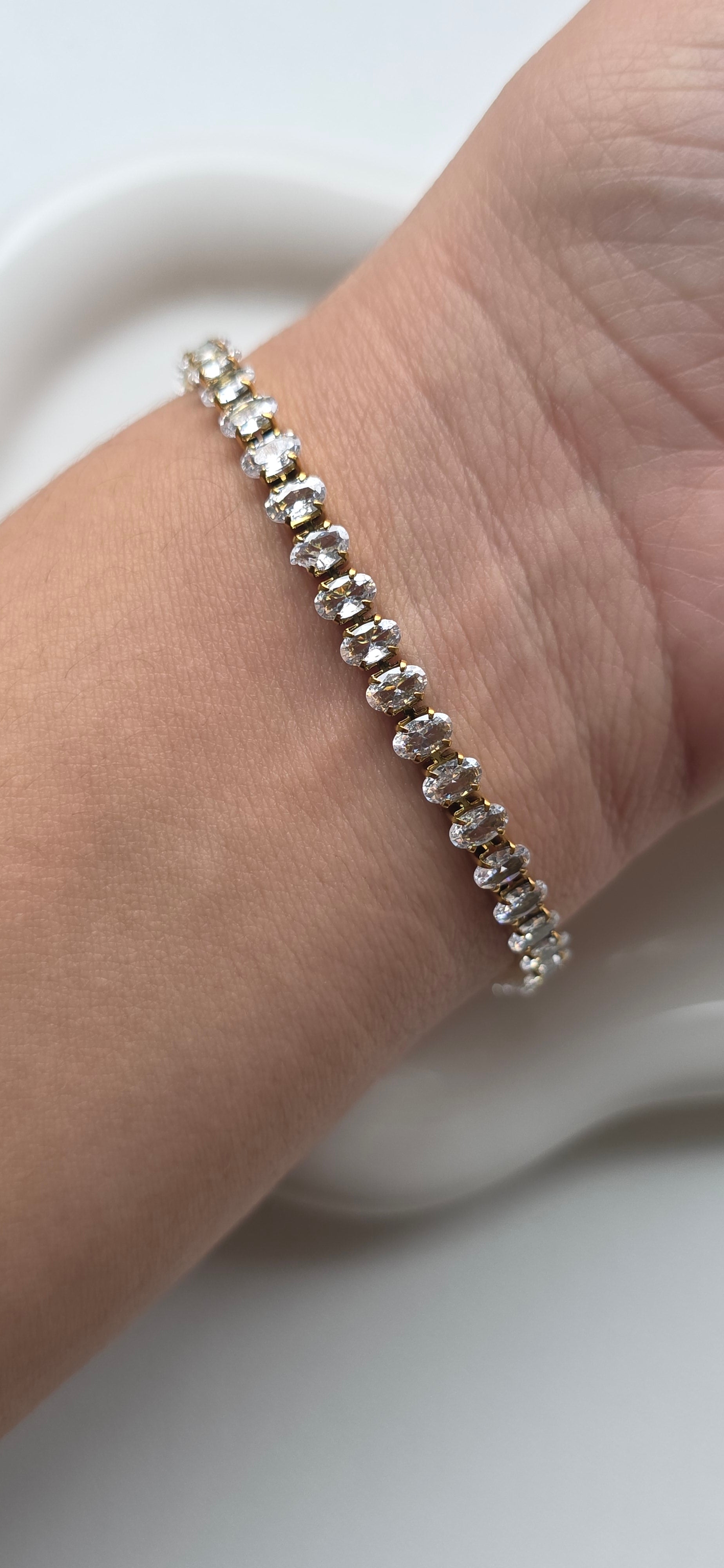 Bracelet Éternité Dorée – Cristaux Classiques