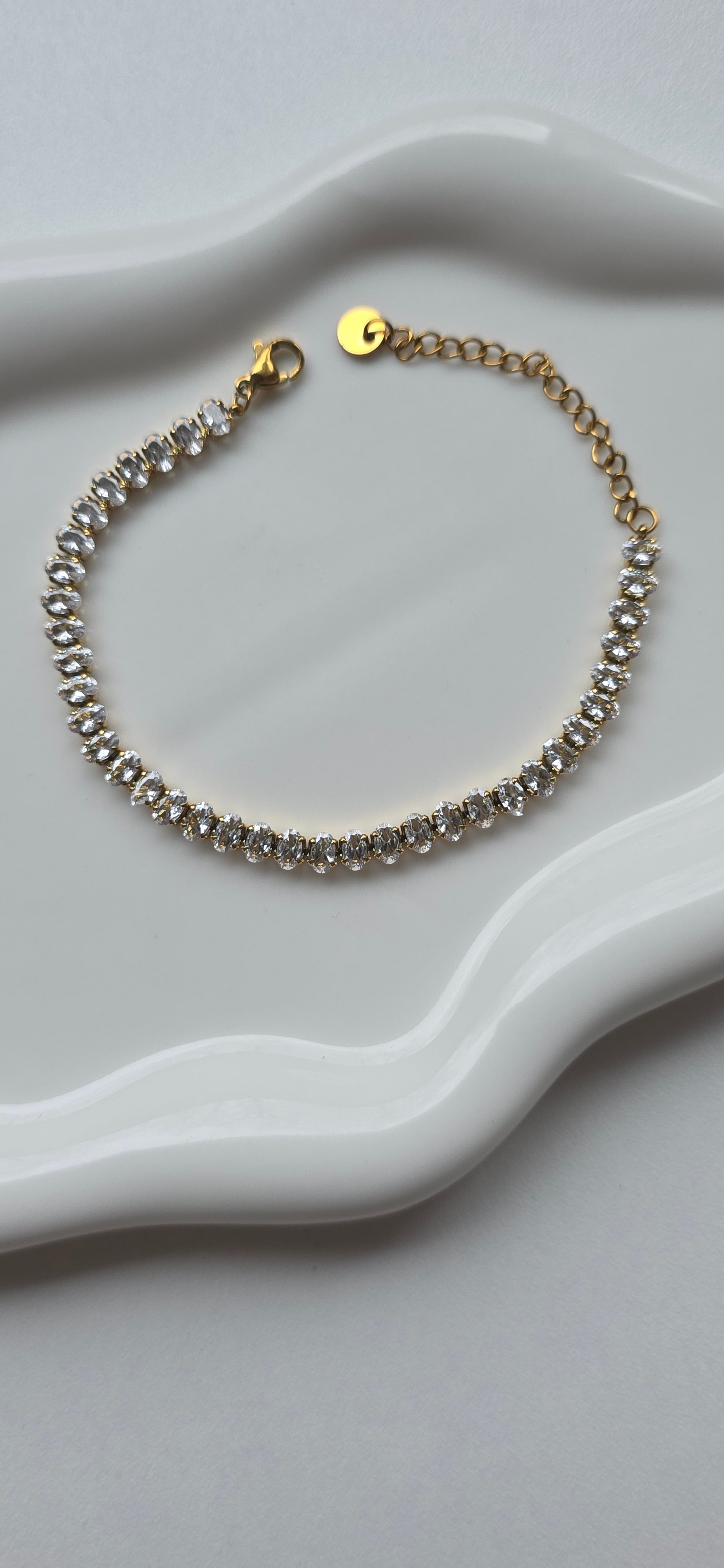 Bracelet Éternité Dorée – Cristaux Classiques